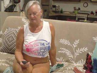 Sexy GILF Allie Kay